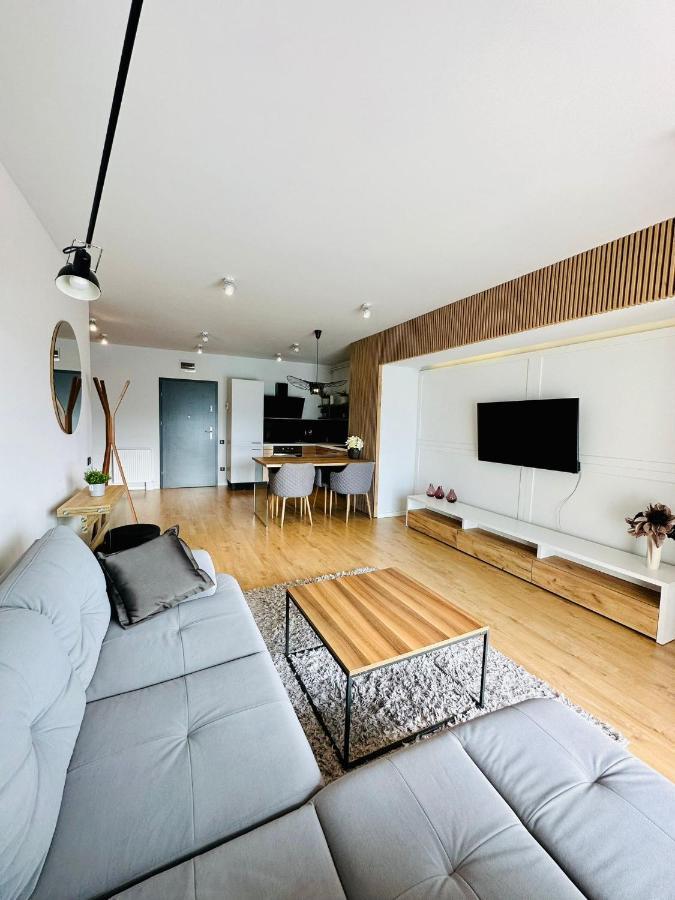 Kharisma Apartment-Free Parking-Ultracentral Cluj-Napoca Buitenkant foto
