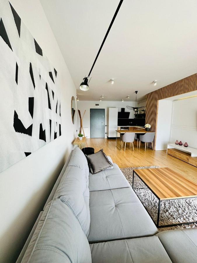 Kharisma Apartment-Free Parking-Ultracentral Cluj-Napoca Buitenkant foto
